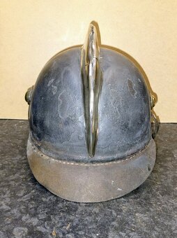 Historická hasičská helma - 4