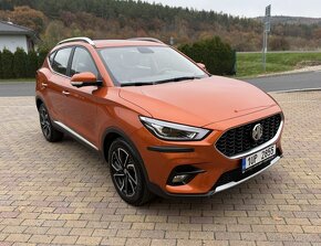 MG ZS 1.0 TGI 82kW-2023-6.682KM-AC,PANO,KŮŽE,LED- - 4
