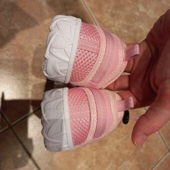 Nove Loap sandály vel. 35, stelka cca. 22,5cm - 4