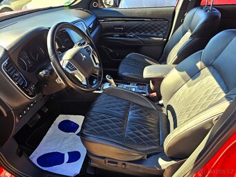 Outlander 2,4 INSTYLE PHEV 4WD AUTOMAT,KAMERA,KŮŽE, TZ, - 4