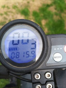 Prodám elektrokoloběžku 850v - 4