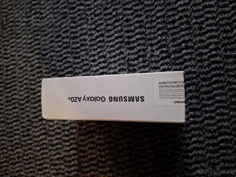 Samsung - 4