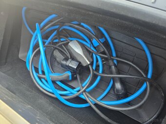 Tesla model S Free Supercharger - 4