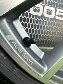AUDI A6 C8 C8 4K C7 - NOVÁ ORIGINÁLNÍ SADA - 4