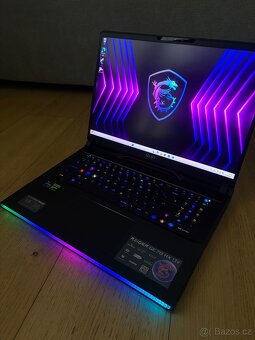 240Hz_RTX4090_i9-13980HX_32GB_2TB_MSI Raider - 4