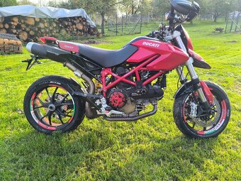 Ducati Hypermotard 1100 - 4
