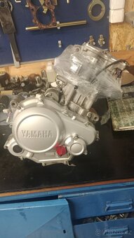 Motor Yamaha yzf r 125 - 4