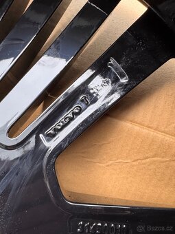 ORIG.VOLVO XC40 XC60 R21 NOVE DISKY.R-DESIGN - 4