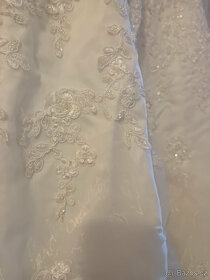 Svatební šaty s vlečkou 40/42 pas 80 cm na cca 160 - 170 cm - 4