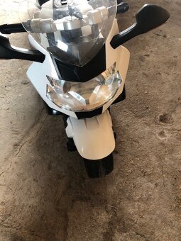 Elektrická motorka BMW - 4