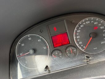 Volkswagen Caddy 1.9tdi - 4