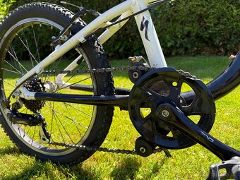 Dětské kolo Specialized HotRock 20´ - 4