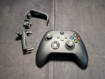 Xbox Series X 1 TB + příslušenství - 4