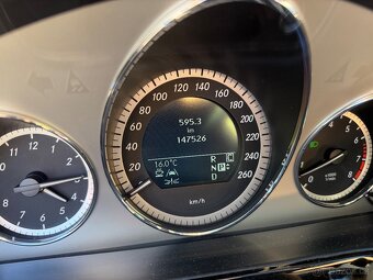 Mercedes E350 CGI 2009 - 4