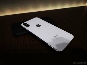 Apple Iphone X - 64GB / 100% Baterie / zachovalý - 4