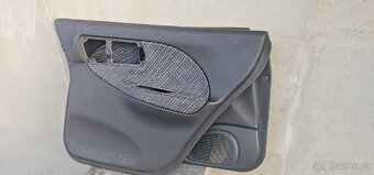 Subaru Impreza GC8 Tapce - 4