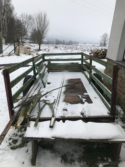 Prodám velkou plošinu za traktor, levně - 4