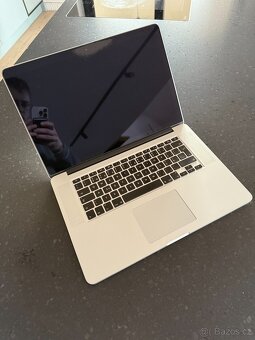 Apple MacBook Pro 15" Mid2015 i7 16GB RAM, 256GB SSD - 4