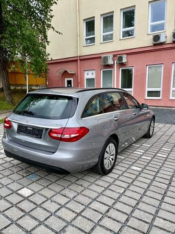 Mercedes - Benz C220cdi/125kw, pěkný vůz - 4