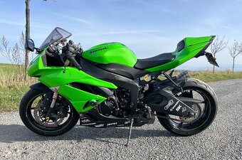 Kawasaki zx6r - 4