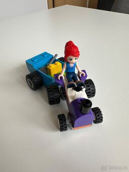 Lego Friends Mia a stáj pro hříbata - 4