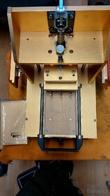 Lcd separator - 4