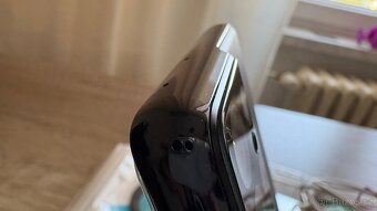 Prodám Vlajku od Samsung Galaxy S21 ultra 12/128gb - 4