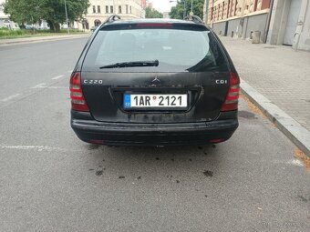 Mercedes Benz C220 Obsah 2.2cdi Rok 2003 Najeto 330xxxkm - 4
