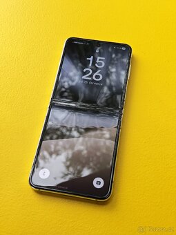 Samsung Galaxy Z Flip5 512GB - 4