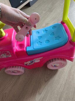 Dětské auto odrážedlo - 4