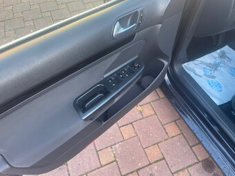 Volkswagen Golf kombi, DSG , serviska, 1. majitel - 4