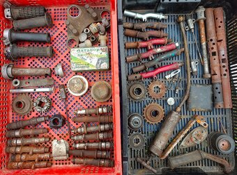 Jawa čz drobné díly na motocykl kývačka panelka pionýr apod. - 4