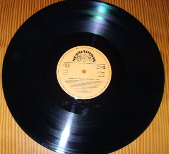 LP deska Horňácké písničky ke koštu vína z r.1979/119/ - 4