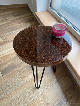 Stolky z epoxidové pryskyřice - 4