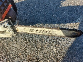 Stará motorová pila Stihl 032AV - 4