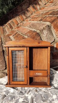 Skříňka italská na poštu a klíče - 4