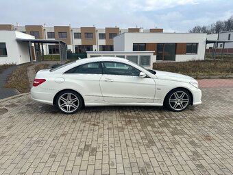 Mercedes Benz E coupe 350cdi, AMG paket, 170kW, 2. Majitel - 4