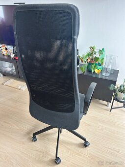 Kancelářská židle IKEA MARKUS - 4