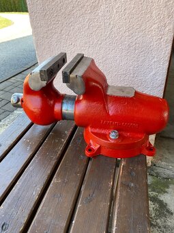 Svěrák York 150 - 4