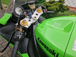 Kawasaki ZX-6R - 4