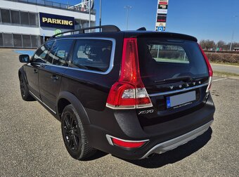 VOLVO XC70 2.4D 133KW 5 VÁLEC 1 MAJITEL AUTOMAT 4x4 XENON - 4