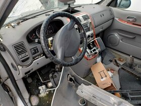 Kia Carnival 2,9CRDI 106kW AUTOMAT - DILY z VOZU - 4