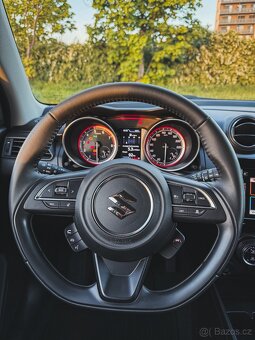 NOVÉ 2022 Suzuki Swift, 13750km, záruka 3 roky, 1 majitel - 4