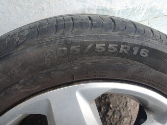4x original opel kola letni pneu 205/55/16 80% - 4