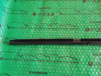 těsnění okna stírací LZ dveře vnitřní 6U0839471 - 4