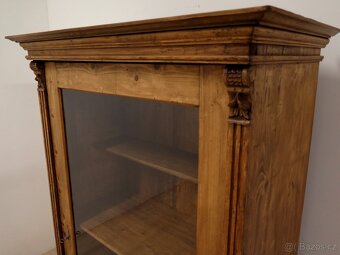 Starožitná vitrína - originál - 4