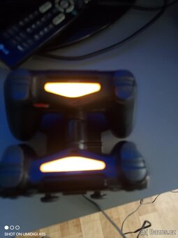 Playstation 4 Slim - 4