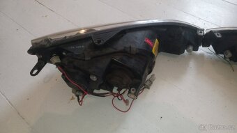 Peugeot 206 přední světla - 4