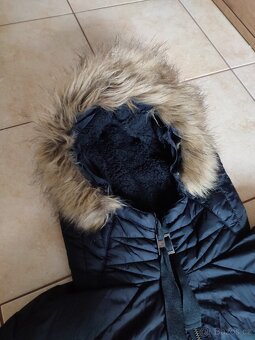 Dámský zimní prošívaný kabát Woox - 4