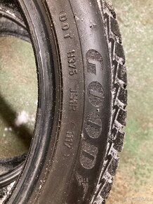 215/45 R16 celoroční pneu 6mm - 4
